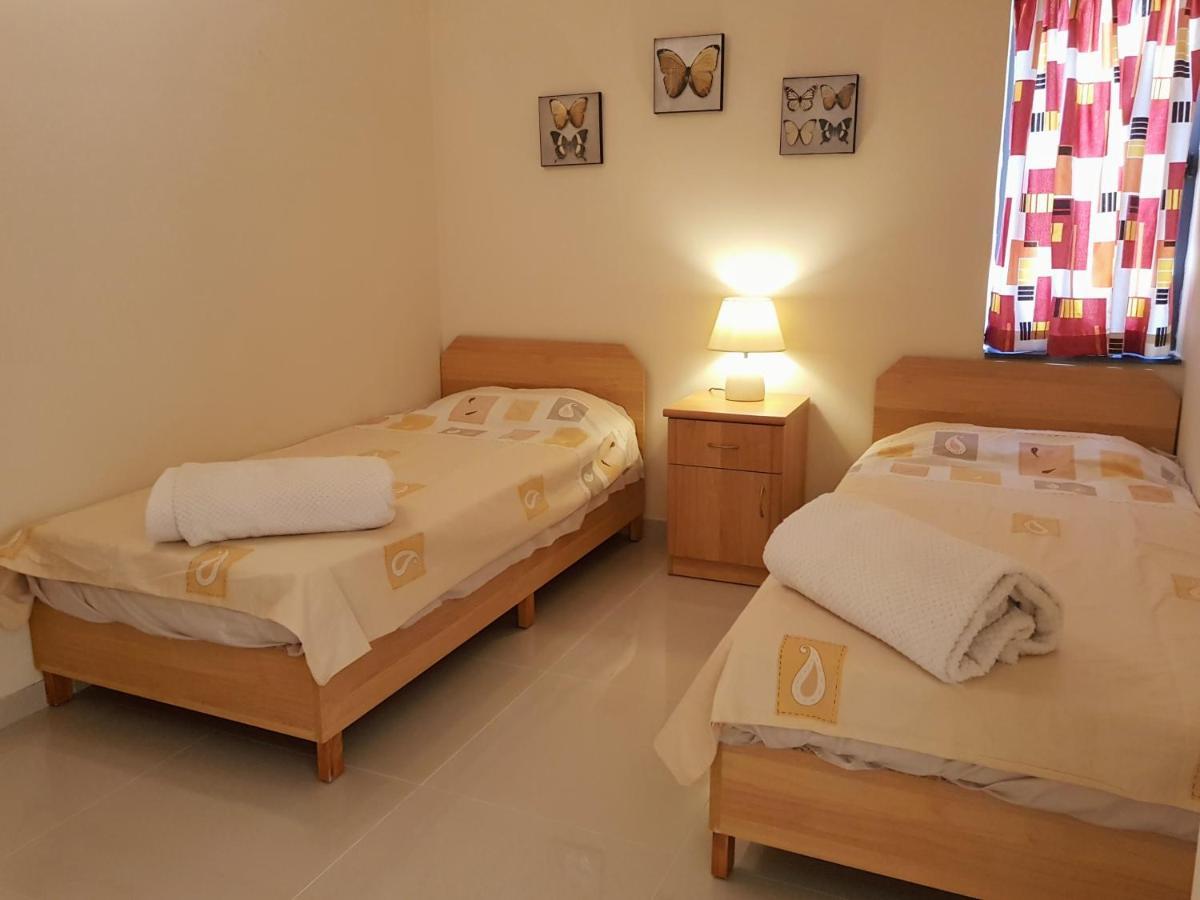 Charming Apartment-Wifi-Sleeps 5 Марсаскала Екстериор снимка