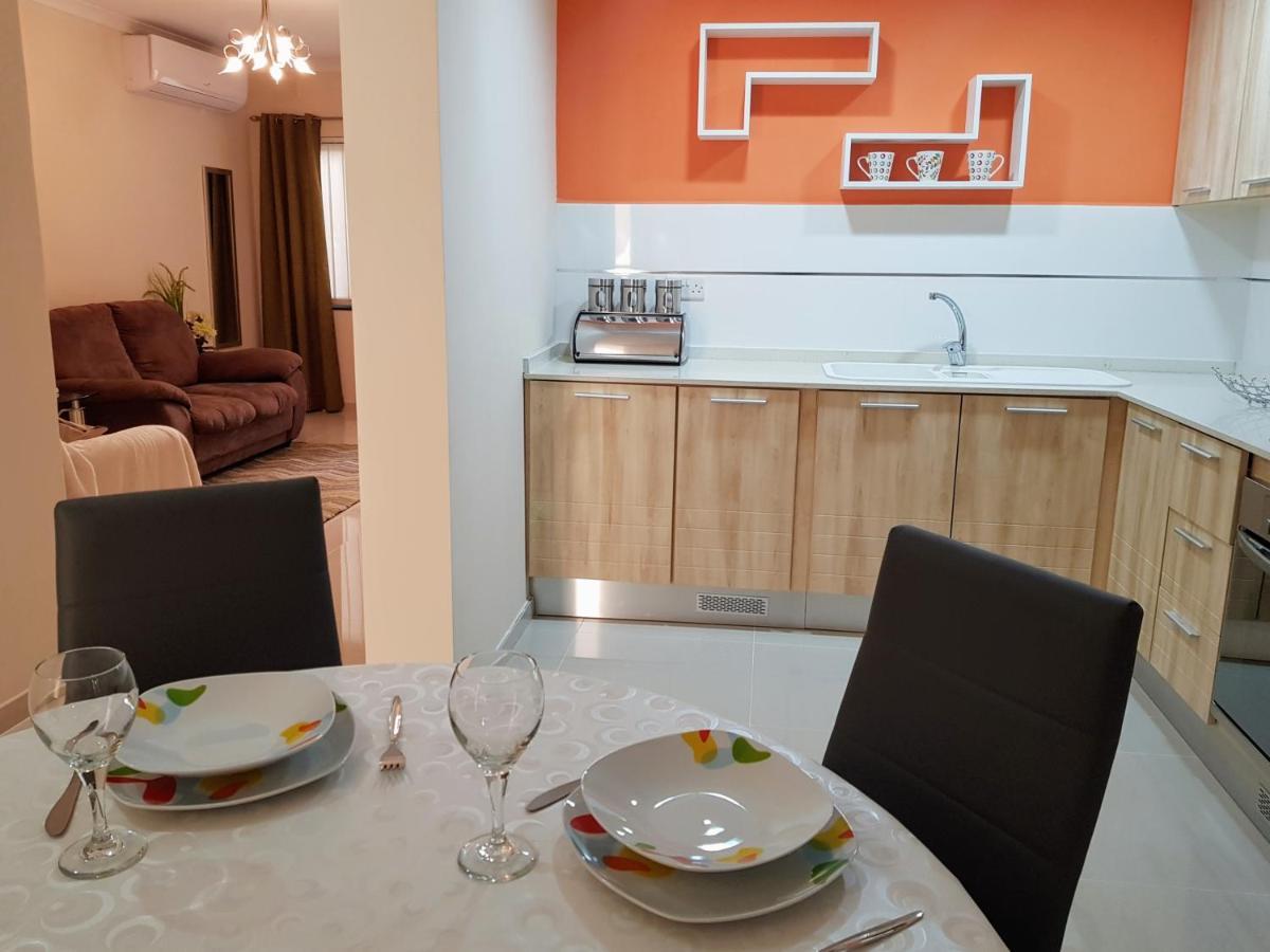 Charming Apartment-Wifi-Sleeps 5 Марсаскала Екстериор снимка